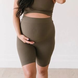 NWOT Bao Bei Lovesteady Maternity Dream Biker Shorts